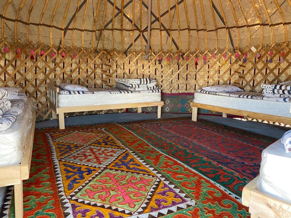 Yurt Camp Sonun Hotel Bokonbayevo Ngoại thất bức ảnh