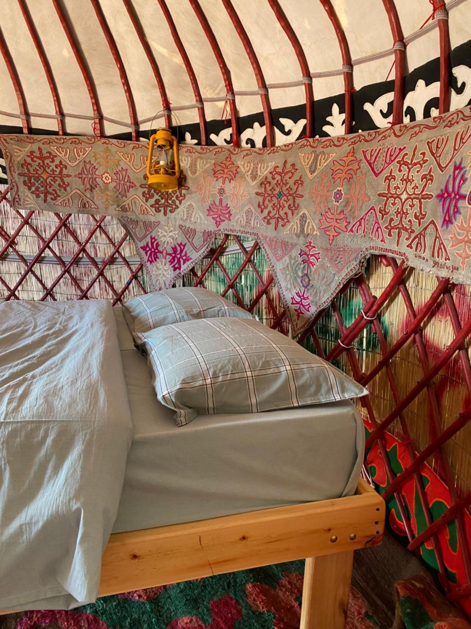 Yurt Camp Sonun Hotel Bokonbayevo Ngoại thất bức ảnh